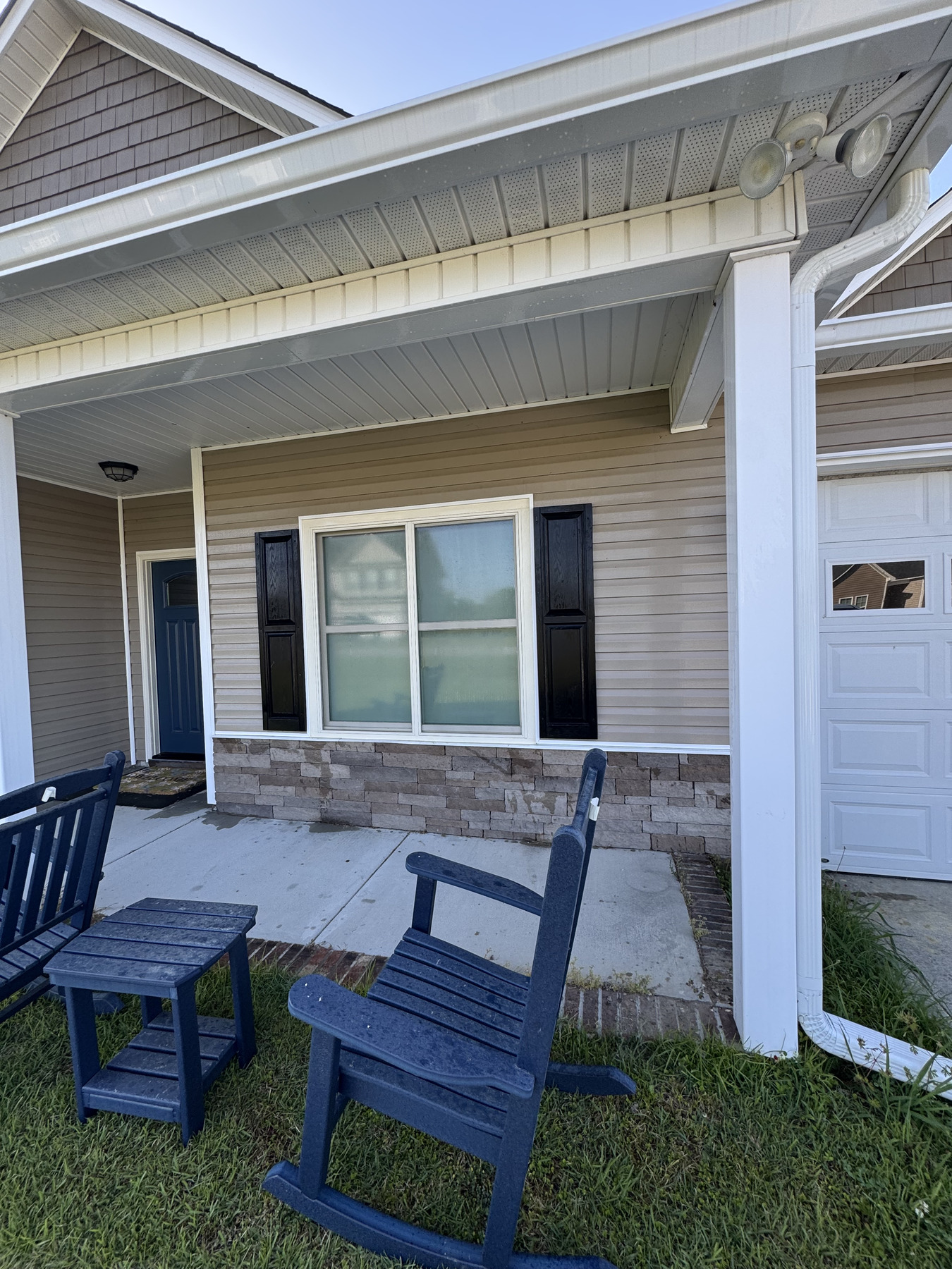 Front porch before cleaning
